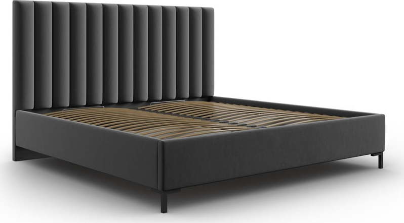 Tmavě šedá čalouněná dvoulůžková postel s úložným prostorem s roštem 140x200 cm Casey – Mazzini Beds Mazzini Beds